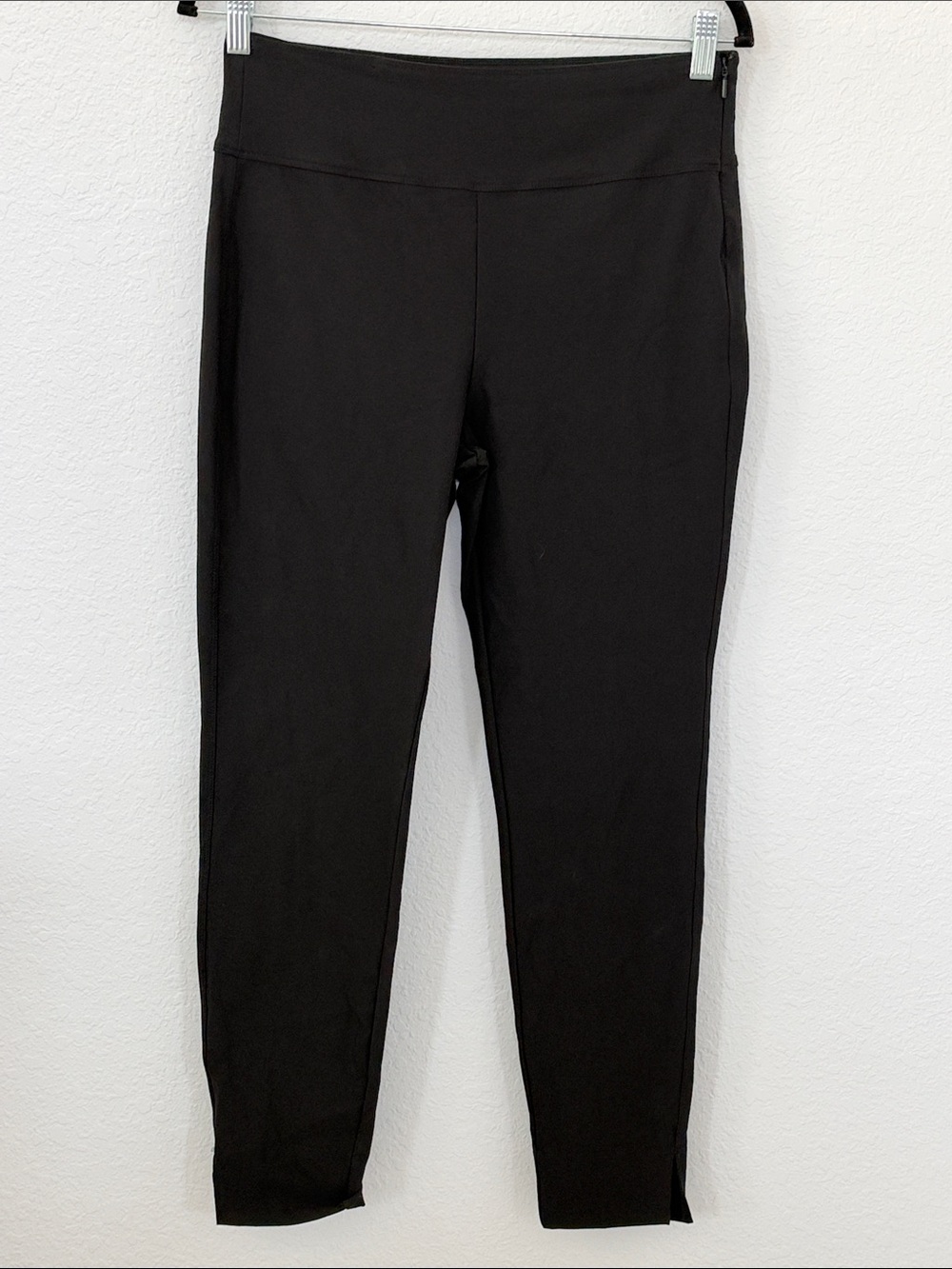 Athleta Wander Slim Ankle Pants Size 10 Black Stretch Travel Zip Pocket